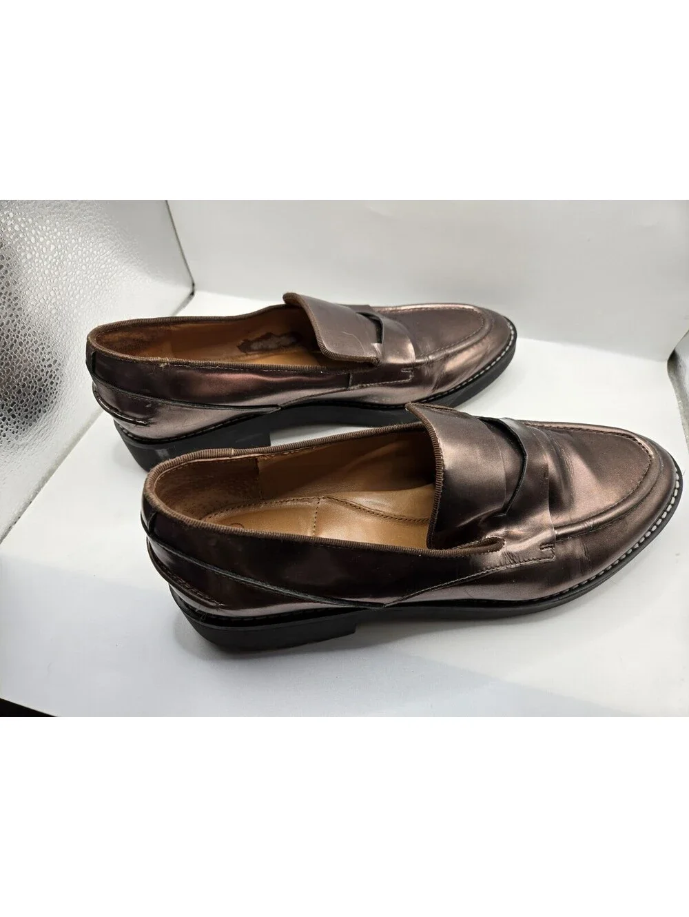 Franco Sarto has few